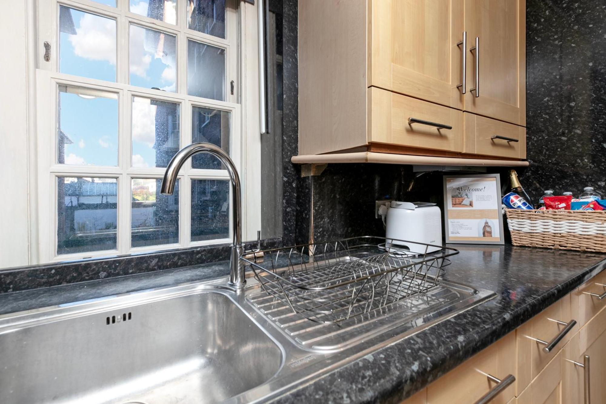 Beautiful 3 Bedroom Flat In Scott Ellis Gardens London Luaran gambar