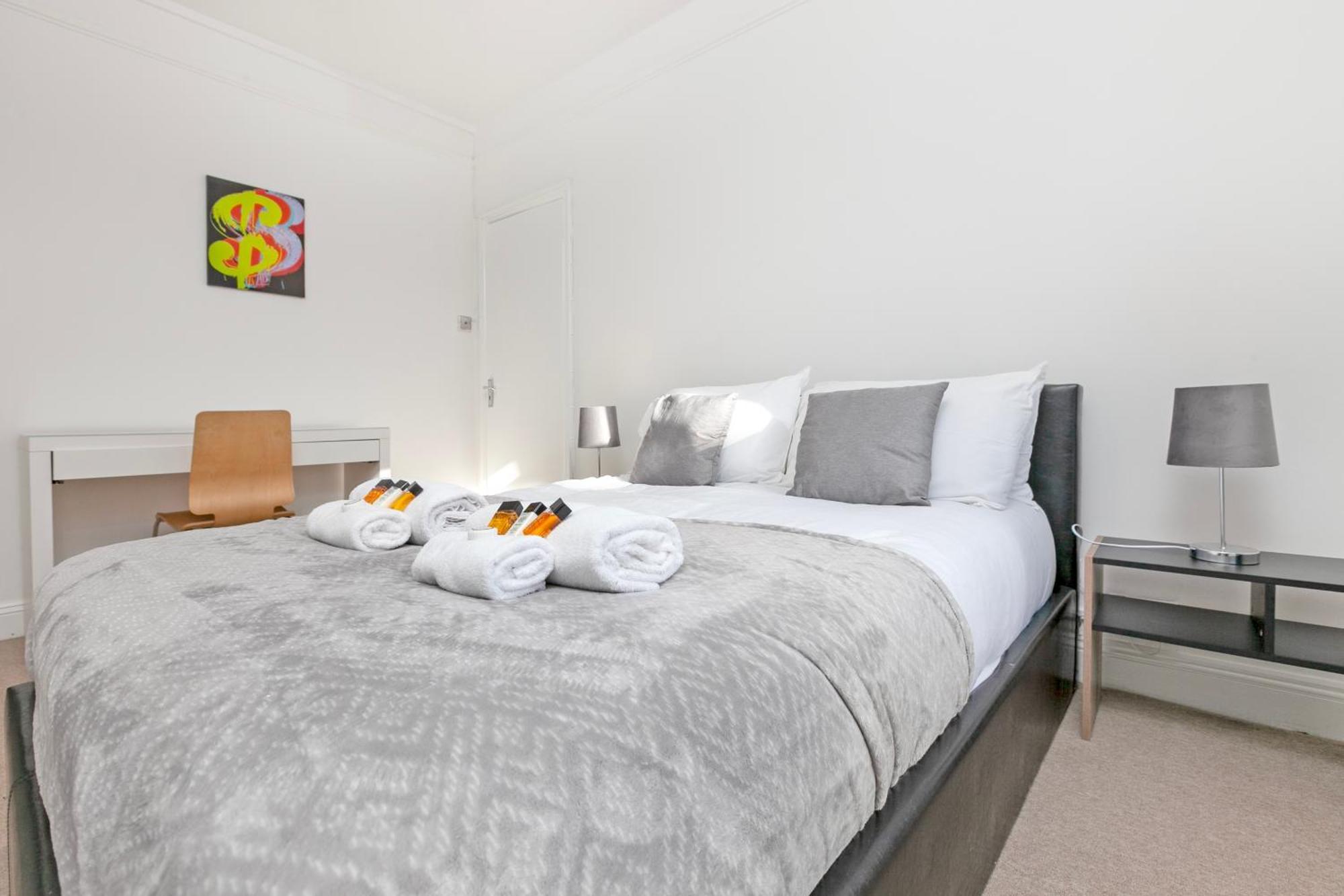 Beautiful 3 Bedroom Flat In Scott Ellis Gardens London Luaran gambar