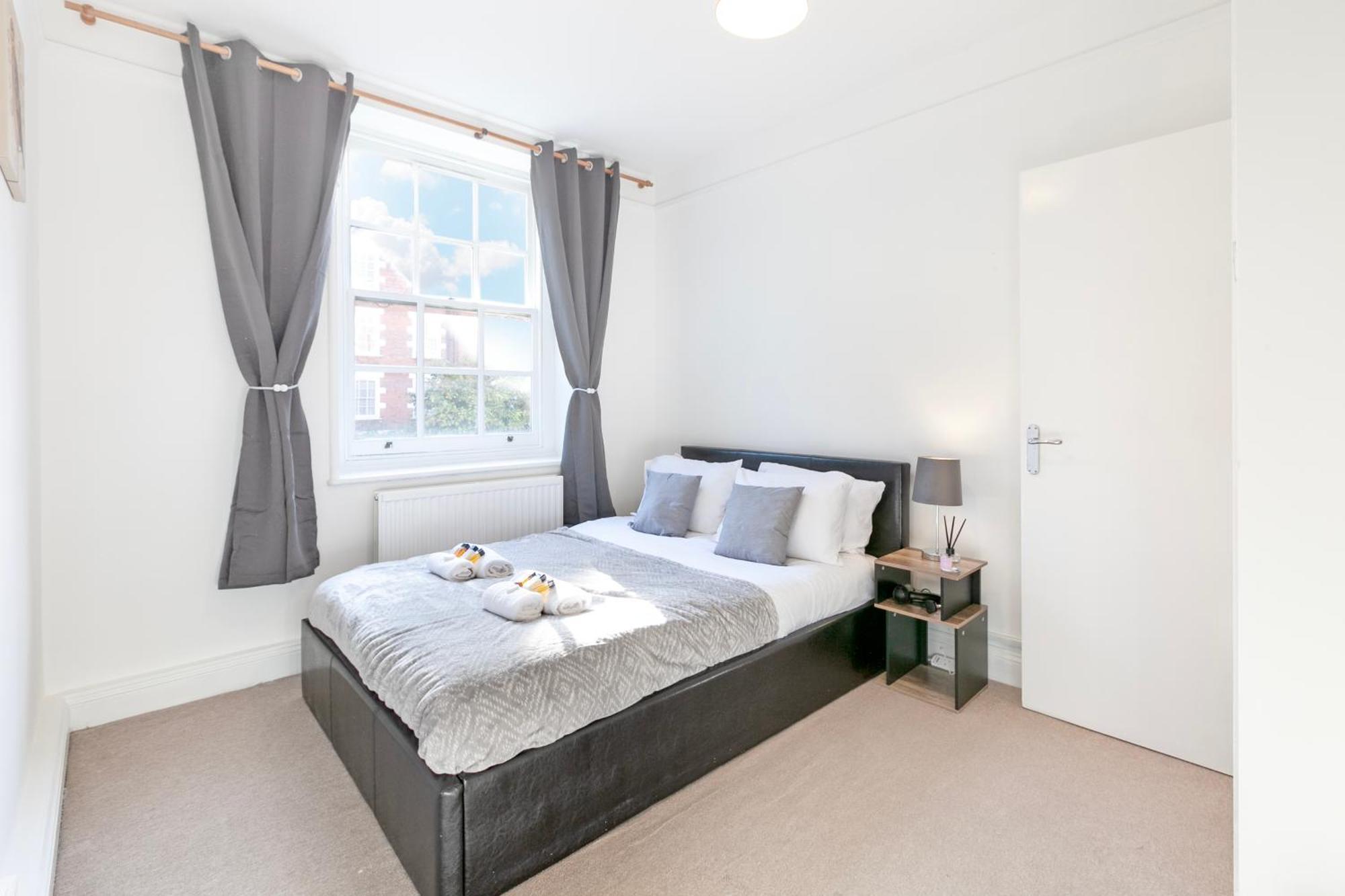 Beautiful 3 Bedroom Flat In Scott Ellis Gardens London Luaran gambar