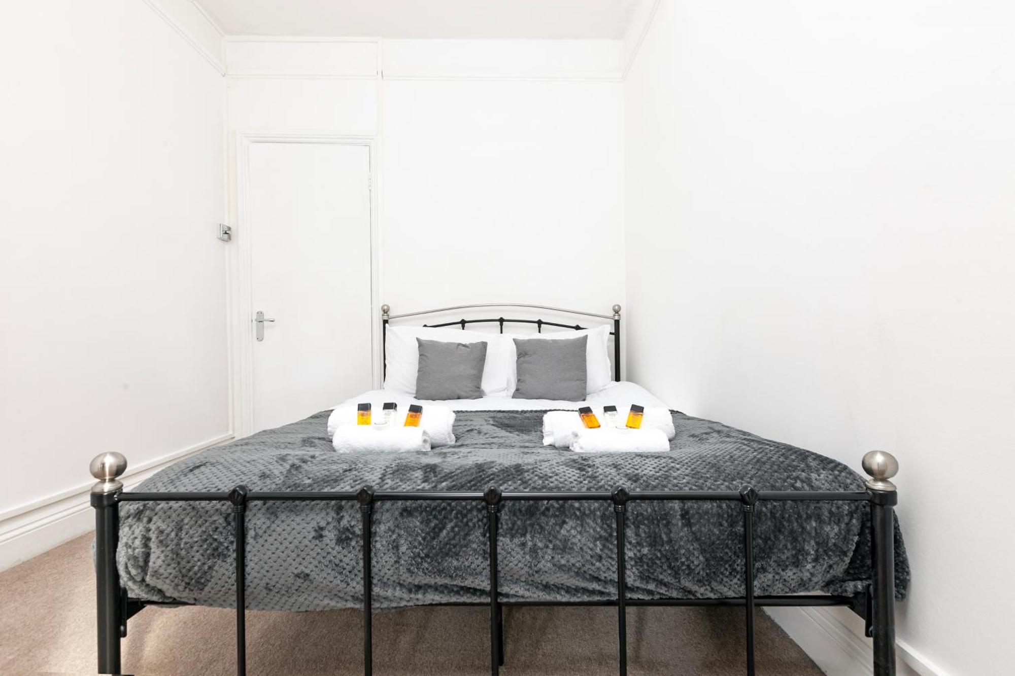 Beautiful 3 Bedroom Flat In Scott Ellis Gardens London Luaran gambar